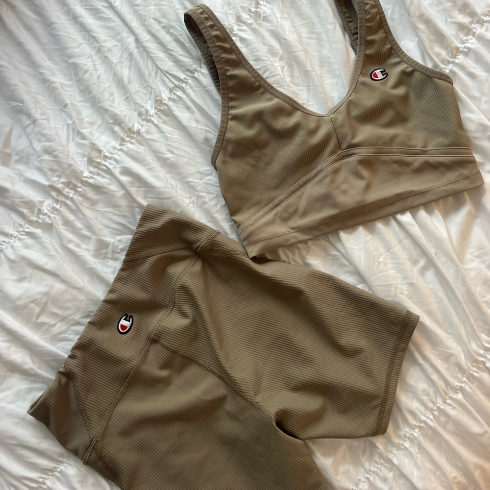 CHAMPION WORKOUT SET BRA & SHORTS